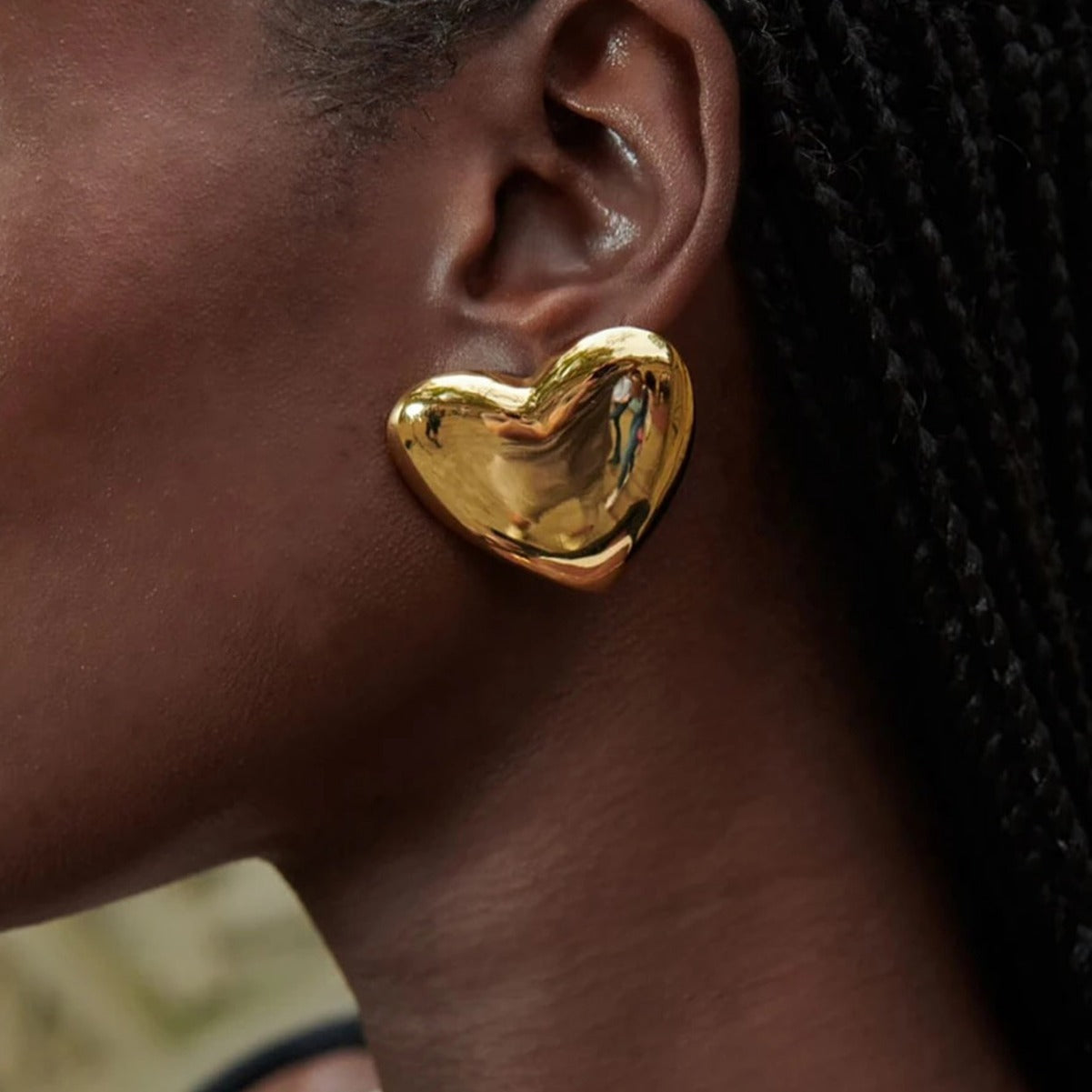 Vintage Valentine Golden Heart Stud Earrings JLT12855