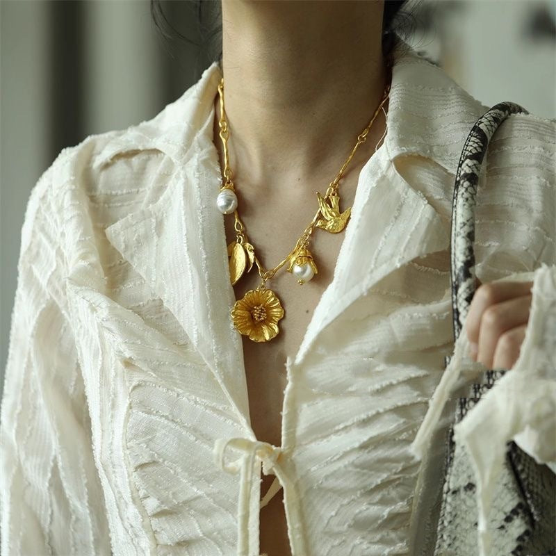 Vintage Floral Bird Leaf Charms chain- Necklace JLTN1276