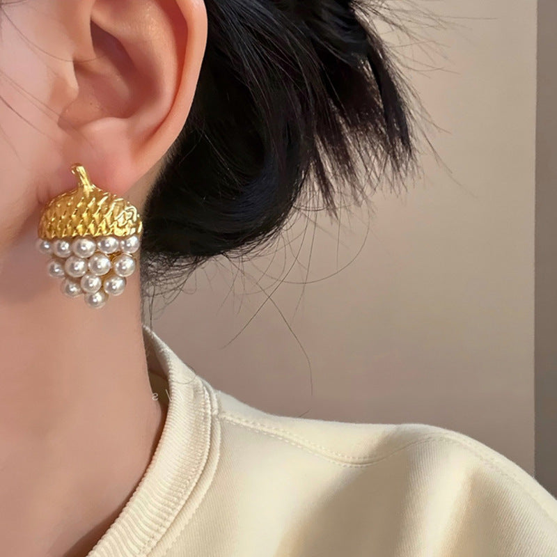 White Pearl Strawberry Gold Pin Earrings JLT12822