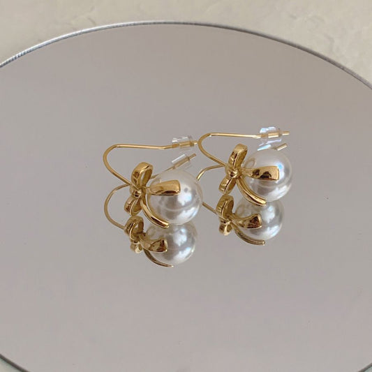 WKnot Styled Inlaid Pearl Drop Earrings JLT12892
