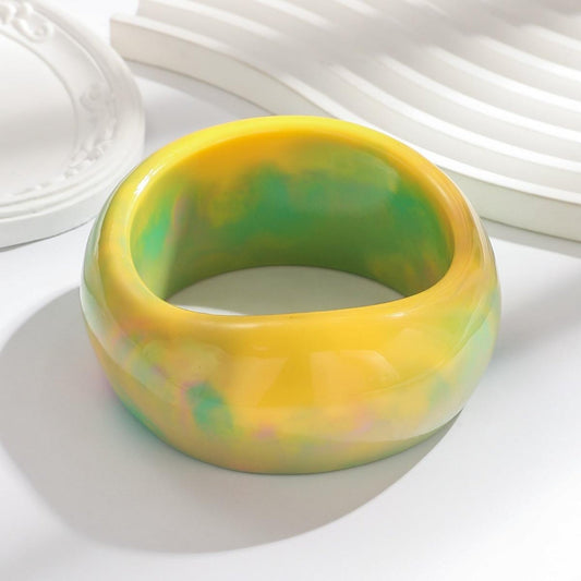 Vibrant Yellow-Green Marbled Resin Bangle Bracelet JLTB0826