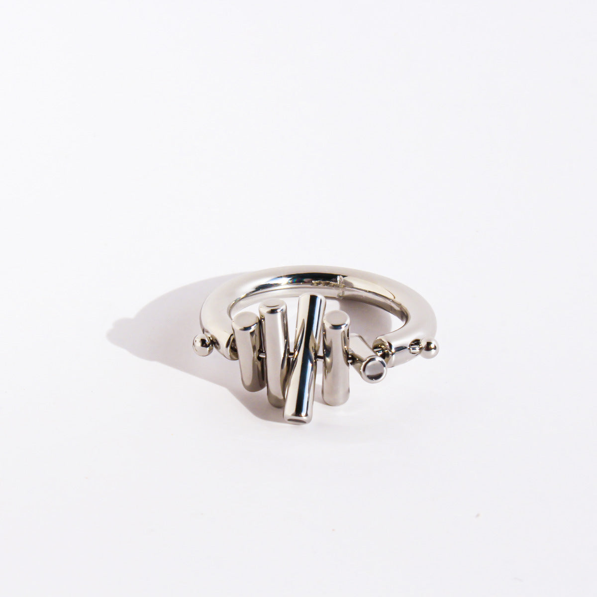 vertical cylindrical geometric ring JLTR0591