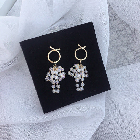 white-earring-pin-earring-jlt10328