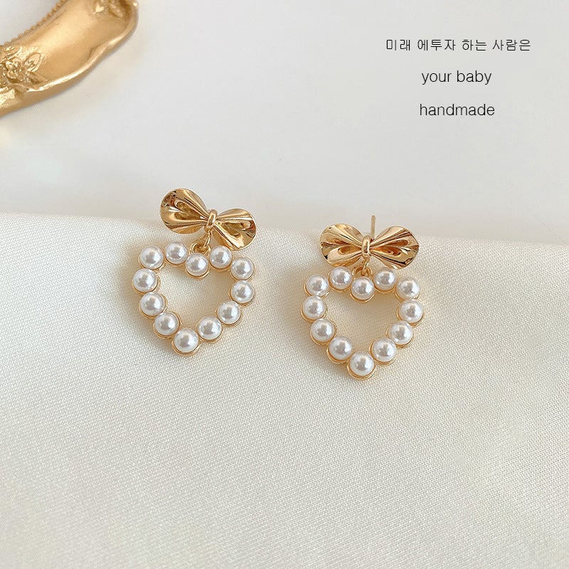 white-pin-earrings-jlt10897