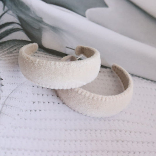 white-half-hoop-earrings-jlt10974