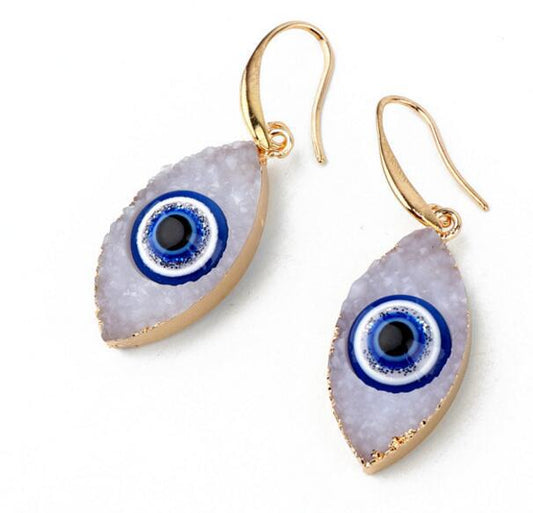 white-drop-earrings-jlt11023