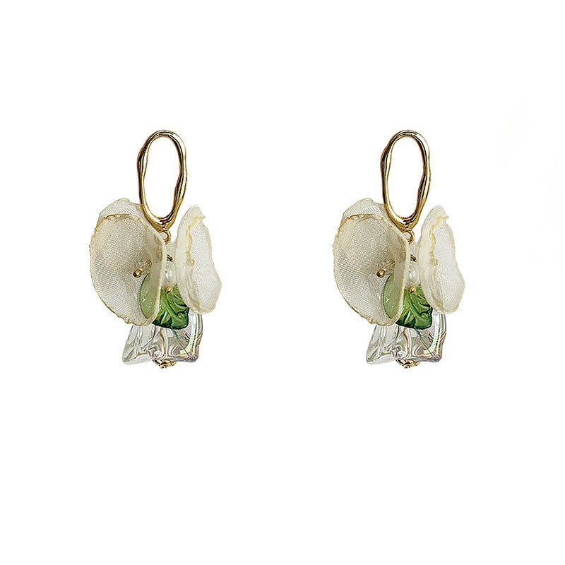 white-pin-earrings-jlt11060