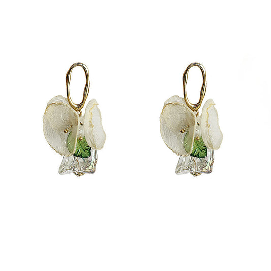 white-pin-earrings-jlt11060