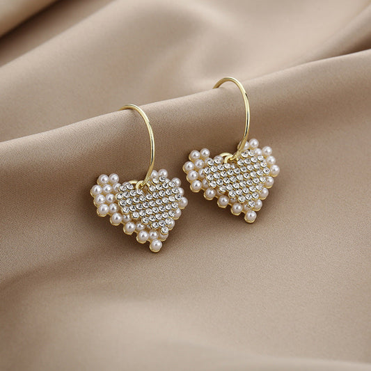 white-pin-earrings-jlt11086