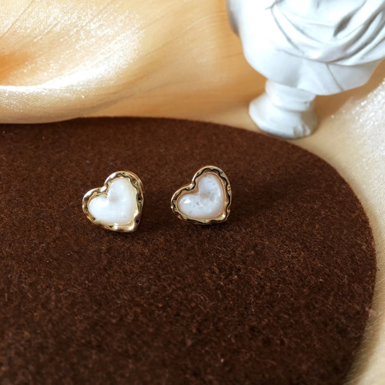 white-pin-earrings-jlt11092