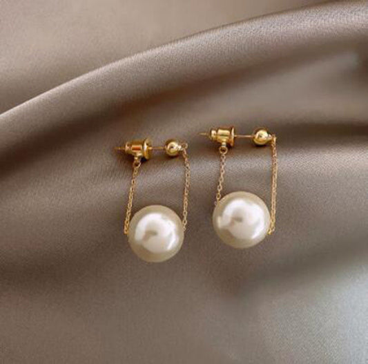 white-pin-earrings-jlt11365