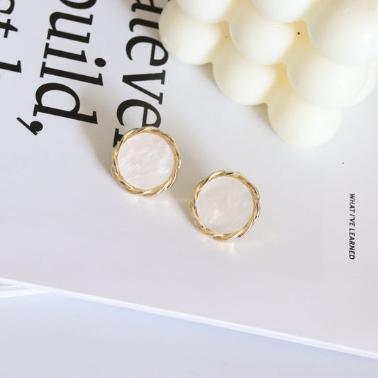 white-pin-earrings-jlt11385