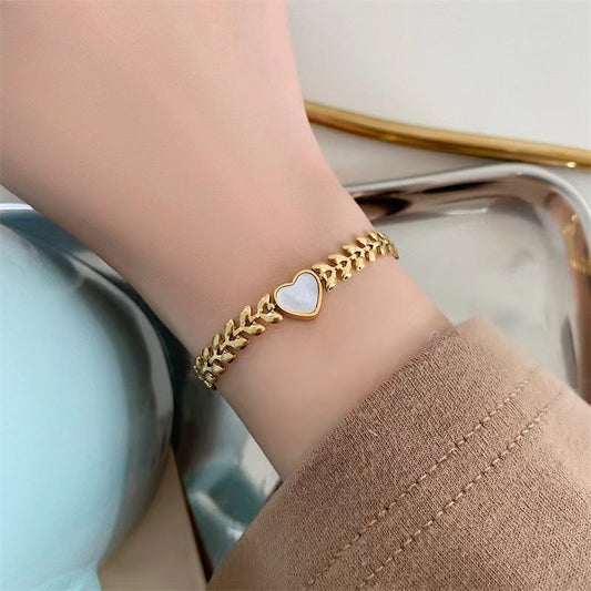 Wheat Chain White Pearl Heart Gold-tone Bracelet jltb0534