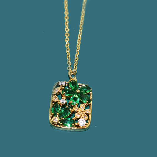 "Floral Green Gemstone Pendant Necklace | Elegant Gold Jewelry for Nature Lovers" jltn0649