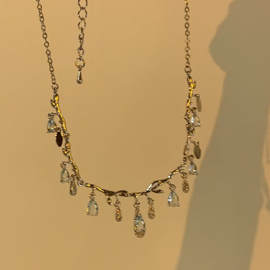 "Vine-Inspired Gemstone Necklace | Elegant Gold Jewelry for Nature Lovers" jltn0651